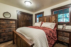 Hideaway Above The Stream