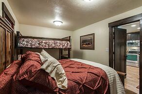 Hideaway Above The Stream