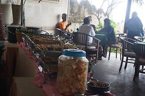 Puri Pandan Restaurant & Bungalows