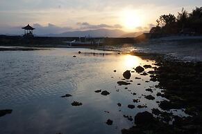 Puri Pandan Restaurant & Bungalows