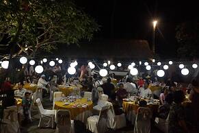 Puri Pandan Restaurant & Bungalows