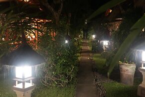 Puri Pandan Restaurant & Bungalows