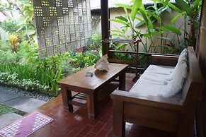 Puri Pandan Restaurant & Bungalows