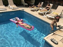 Hotel Karyatit Kaleiçi