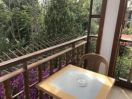 Hotel Karyatit Kaleiçi