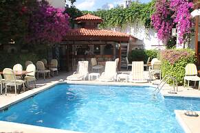 Hotel Karyatit Kaleiçi