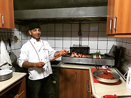 Hotel Karyatit Kaleiçi