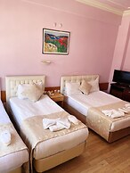 Hotel Karyatit Kaleiçi