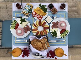 Hotel Karyatit Kaleiçi