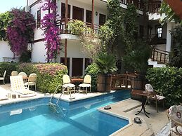 Hotel Karyatit Kaleiçi