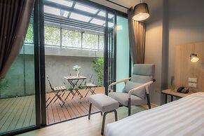 Mii Hotel Srinakarin