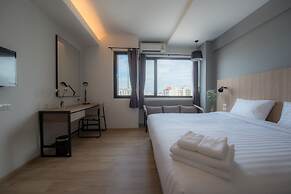 Mii Hotel Srinakarin