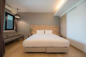 Mii Hotel Srinakarin