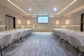 Mii Hotel Srinakarin