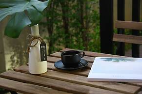 Mii Hotel Srinakarin