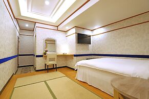 Gorgeous Hot Spring Resort