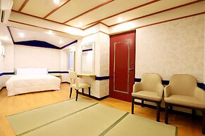 Gorgeous Hot Spring Resort