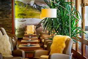 Hotel Das Gastein - including Alpentherme entrance all year and includ