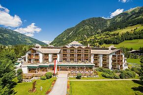 Hotel Das Gastein - including Alpentherme entrance all year and includ