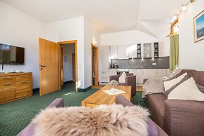 Hotel Das Gastein - including Alpentherme entrance all year and includ