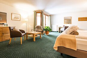 Hotel Das Gastein - including Alpentherme entrance all year and includ