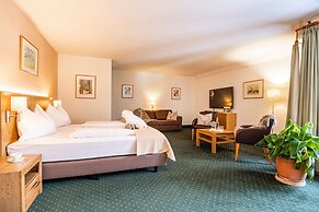 Hotel Das Gastein - including Alpentherme entrance all year and includ