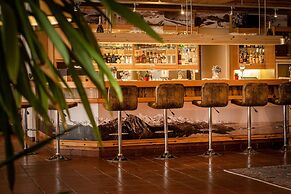 Hotel Das Gastein - including Alpentherme entrance all year and includ