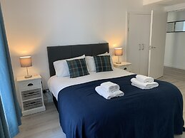 Clyde Waterfront Apartments