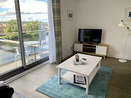 Clyde Waterfront Apartments