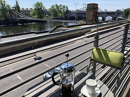 Clyde Waterfront Apartments