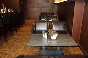 Ariya Hotel