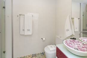 Oporto Local Studios