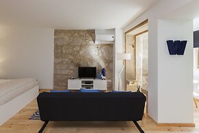 Oporto Local Studios