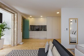 Oporto Local Studios