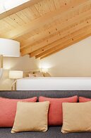 Oporto Local Studios