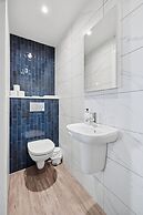 Corran House Guest House & Hostel