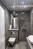 Corran House Guest House & Hostel