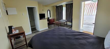 North Shore Wayside Inn