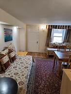 Mayville House Apartment