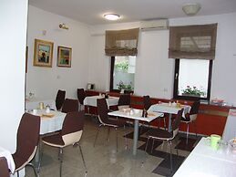Hotel Maksimir