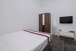 RedDoorz @ Radio Dalam