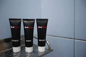 RedDoorz @ Radio Dalam