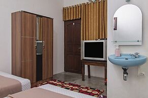 RedDoorz @ Radio Dalam