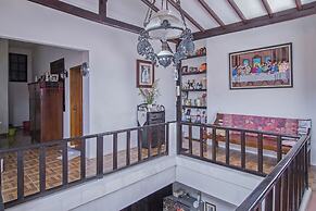 RedDoorz @ Radio Dalam