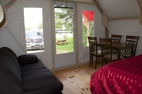 Maisonnettes Camping de la Baie de Perce