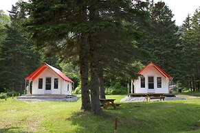 Maisonnettes Camping de la Baie de Perce