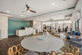 Hotel Cabana Oceanfront/ Boardwalk