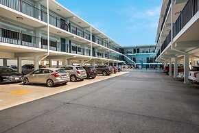 Hotel Cabana Oceanfront/ Boardwalk