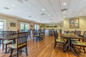 Chateau Saint Denis Hotel, a Trademark Collection by Wyndham