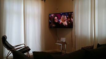 Kingsway New Kingston Guest Apartment II